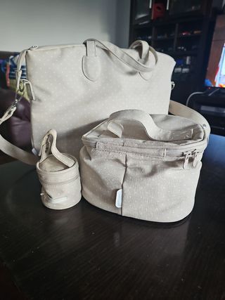 Bolso bebé Pasito a Pasito + neceser son 3 piezas