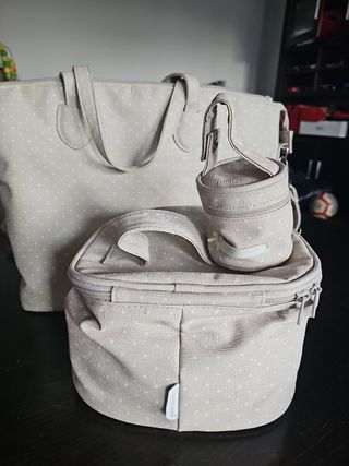 Bolso bebé Pasito a Pasito + neceser son 3 piezas