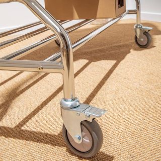 Burro / Perchero metálico con ruedas