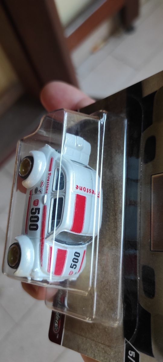 Hot Wheels Fiat 500 modificata