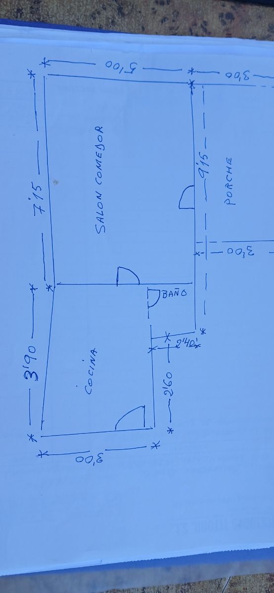 Parcela con jardín en Candeleda