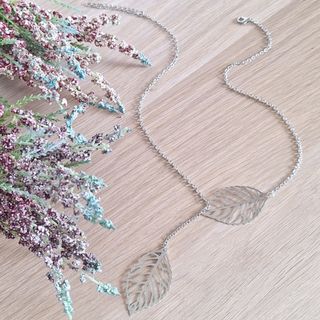 Collar Doble Hoja