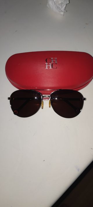 Gafas Carolina Herrera precio negociable