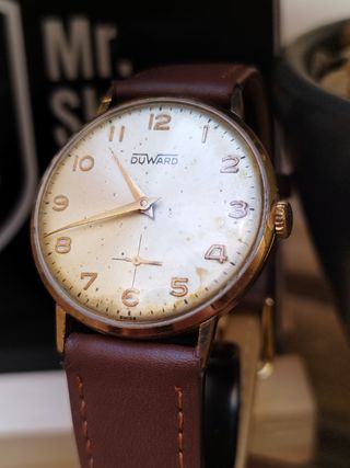 Reloj Duward Vintage
