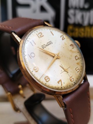 Reloj Duward Vintage