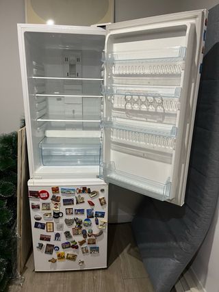 Nevera Daewoo - Frigo combi blanco 180cm 288l 