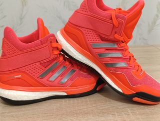 Zapatillas Adidas rojas altas