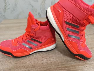 Zapatillas Adidas rojas altas