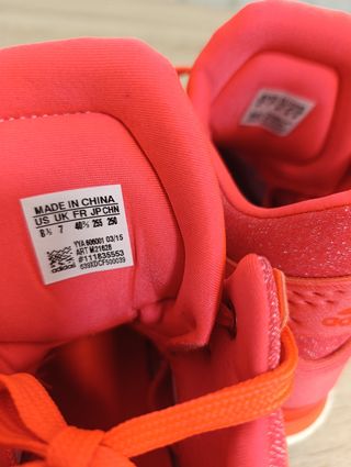 Zapatillas Adidas rojas altas