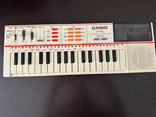 Casio PT-82 Teclado Vintage