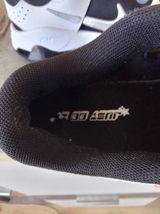 Zapatillas Nike Air Zoom - Blancas y Negras