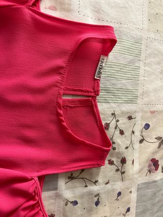 Blusa rosa volantes