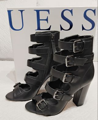 Sandalias GUESS 
