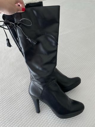 Botas altas piel negras tacón T38