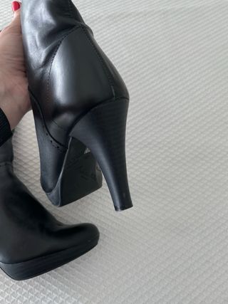 Botas altas piel negras tacón T38