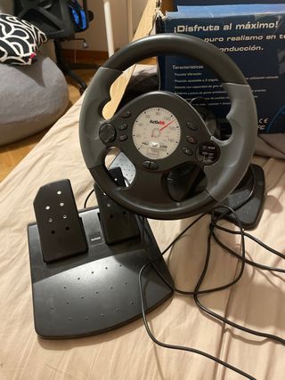 Volante PC/PS2 -  Activision