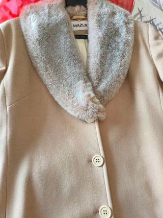 Abrigo largo beige Mazur