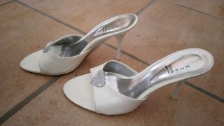 Sandalo ciabattina bianco