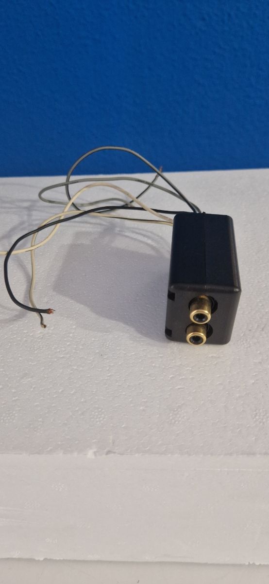 Adaptador de señal para coche