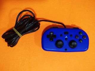 PS4 - Mando Hori Wired Mini