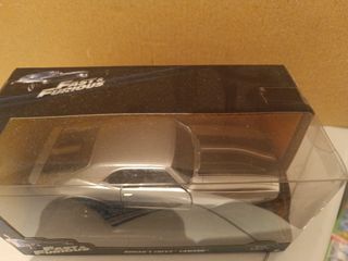 Coche Camaro escala 1:32