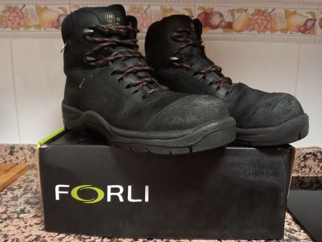 Botas seguridad FAL- talla 42