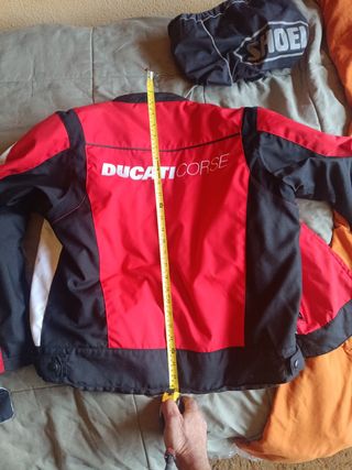 Cazadora Ducati Corses talla S