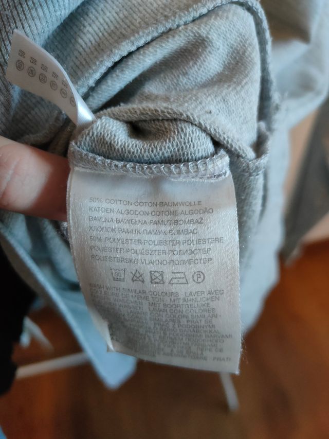 Jersey Gris con capucha