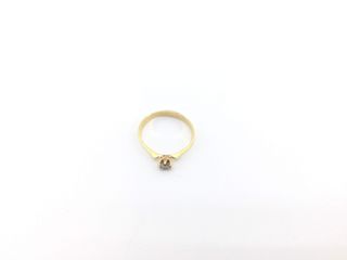 anillo oro 18k con piedra con diamante