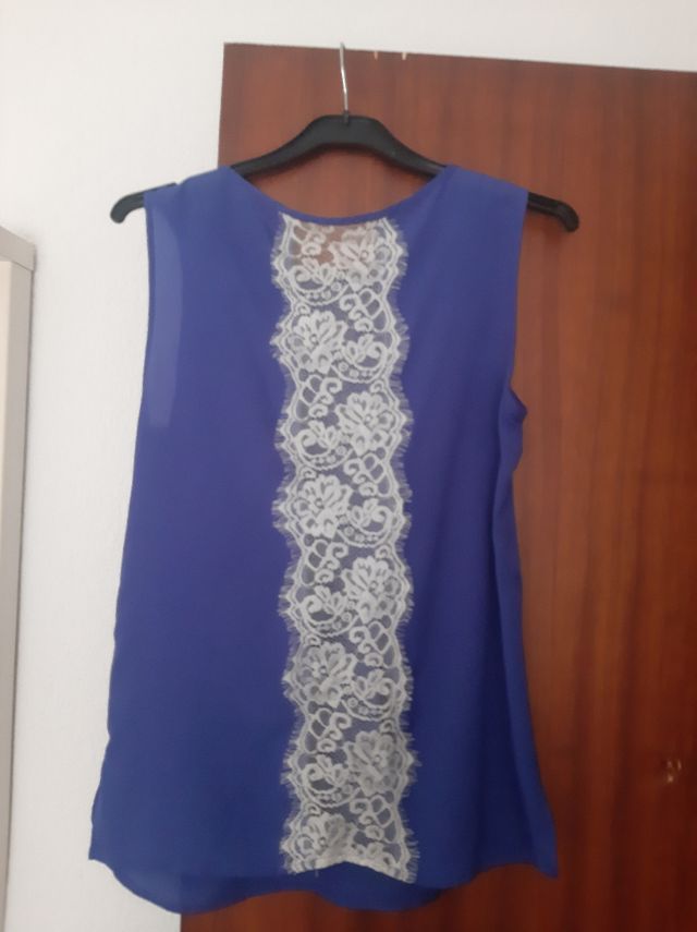 Blusa azul talla única -espalda con Encaje