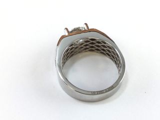 sello oro 18k con diamante de laboratorio