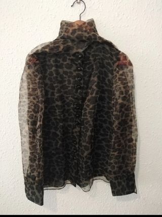 Camisa Zara leopardo talla M