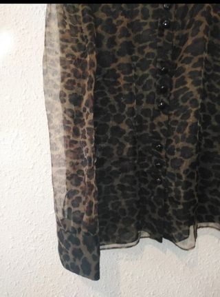 Camisa Zara leopardo talla M