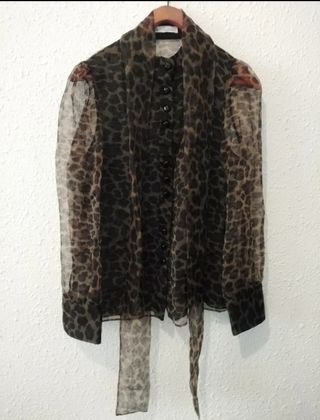 Camisa Zara leopardo talla M