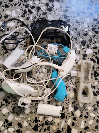 Nintendo Wii + juegos + accesorios