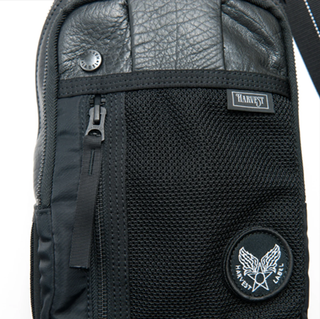 Riñonera bandolera negra japonesa