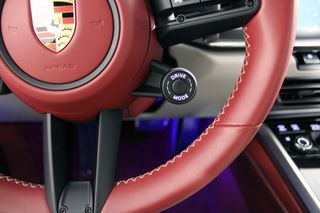 Porsche 911 Turbo S SportDesign 650cv