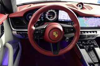 Porsche 911 Turbo S SportDesign 650cv