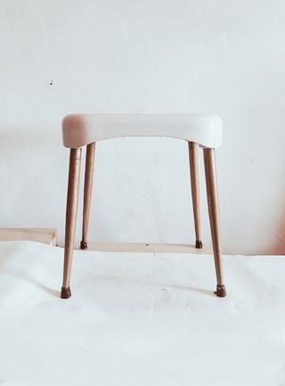 Sgabello anni 60 Press Plastic Milano in bachelite