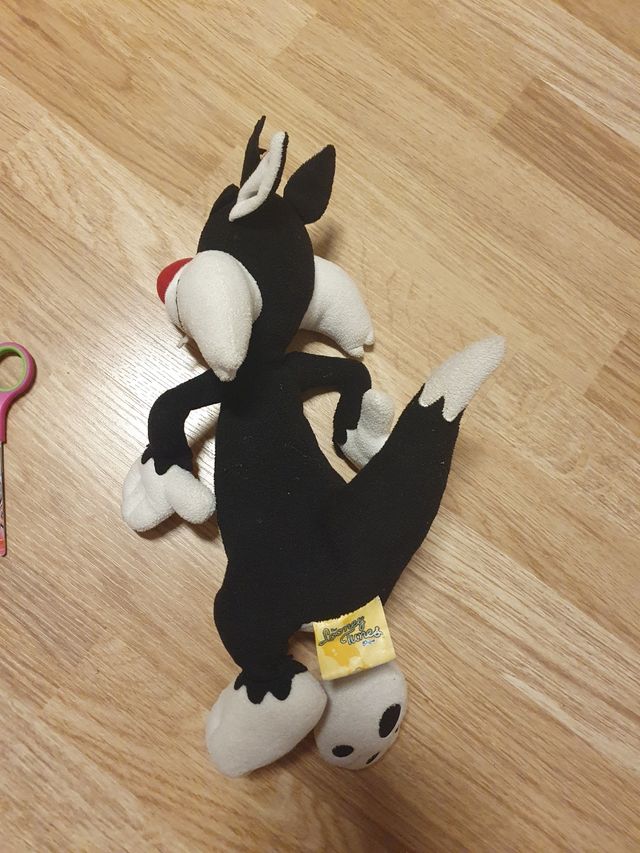 Peluche Silvestre Looney Tunes