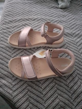 Sandalias Geox Rosa Niña.N'34.