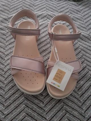 Sandalias Geox Rosa Niña.N'34.