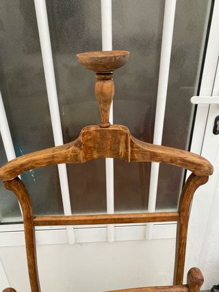 Perchero antiguo de madera