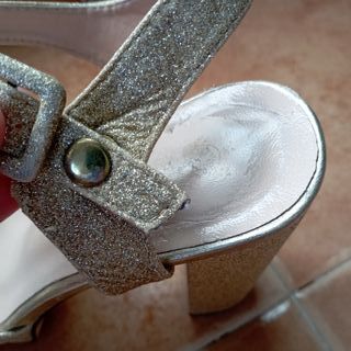 Zapatos dorados plataforma mujer con plataforma.