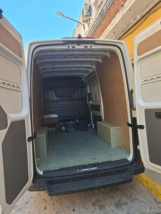 Transporte mudanzas furgoneta