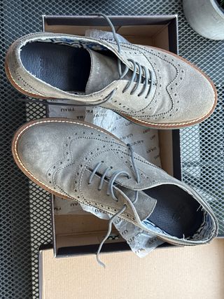 Scarpe FRAU in suede grigio