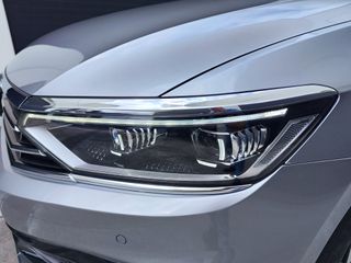 Volkswagen Passat Variant R-LINE 2.0 TDI 150 CV