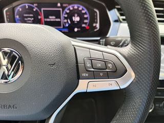 Volkswagen Passat Variant R-LINE 2.0 TDI 150 CV