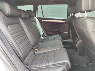 Volkswagen Passat Variant R-LINE 2.0 TDI 150 CV