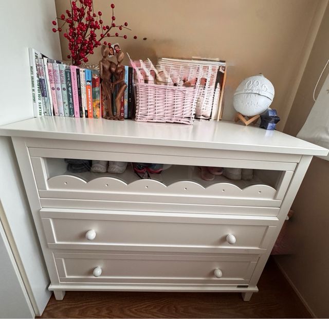 Cajonera cambiador Regalo estanteria